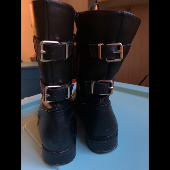 Boot - Picture 7 of 9